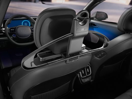 Вішалка для ділового костюма | Хюндай Мотор Україна - фото 14