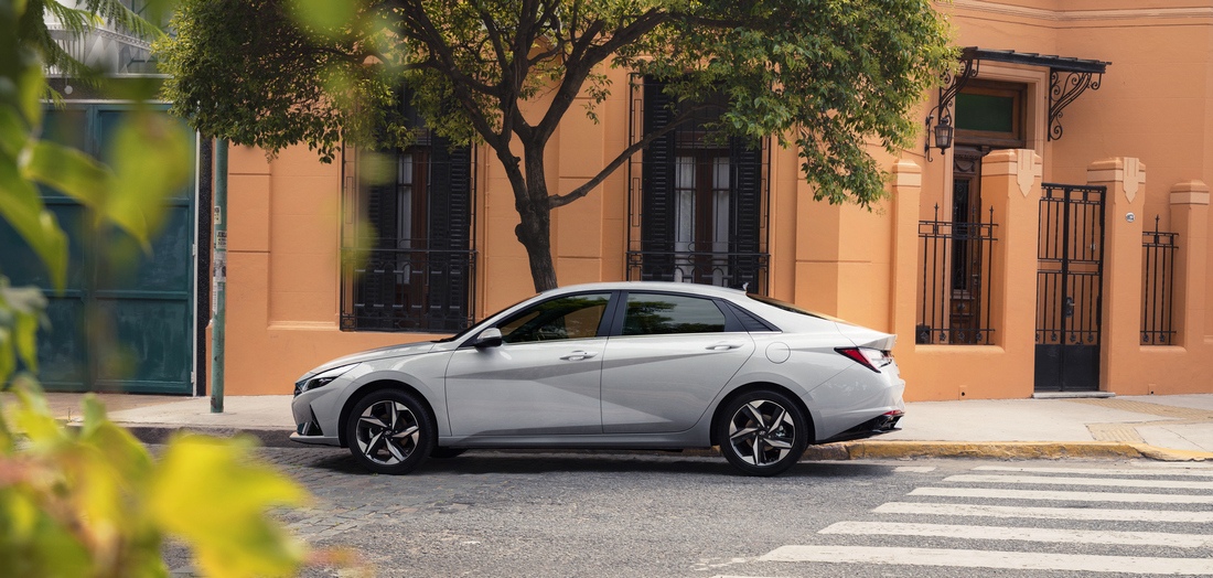 Голлівудський дебют: нові Hyundai Elantra і Elantra Hybrid представлені офіційно | Хюндай Мотор Україна - фото 7