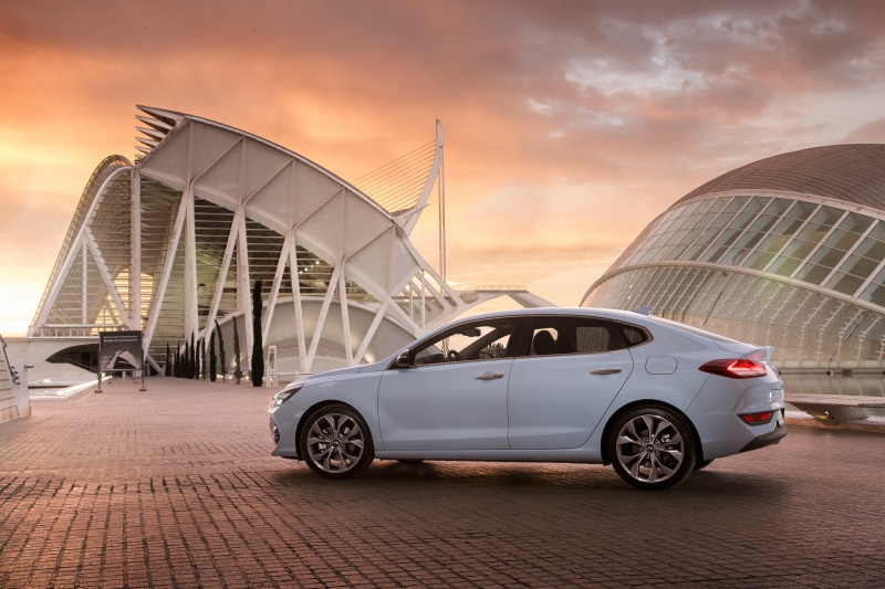 В Україні стартують продажі Hyundai i30 Fastback | testplatform - фото 9