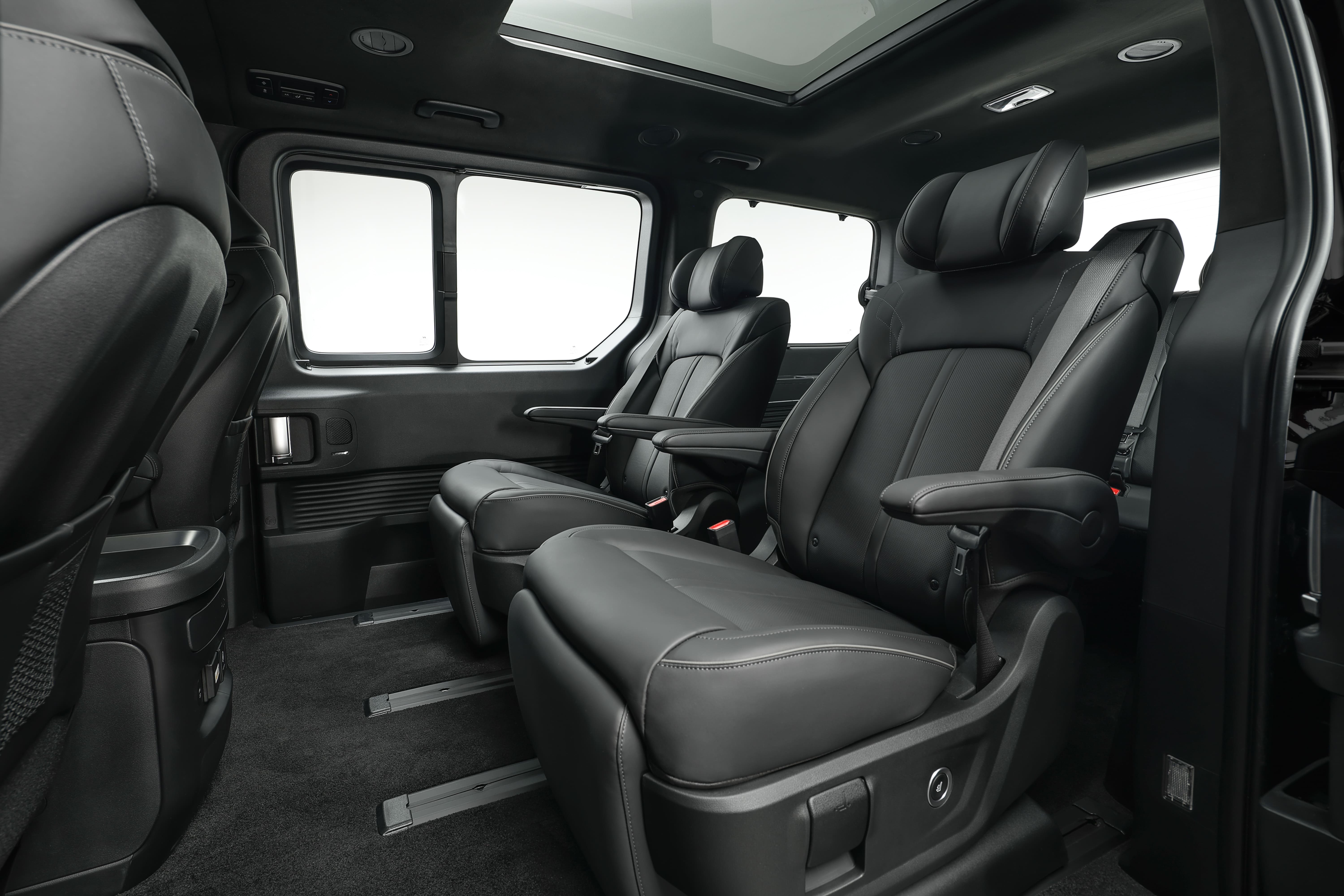 Hyundai STARIA Electric дебютує, встановлюючи новий стандарт просторової, щоденної мобільності з нульовими викидами | Хюндай Мотор Україна - фото 9