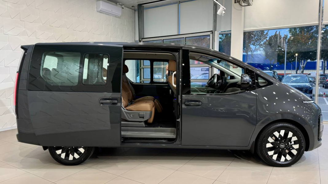 Hyundai Staria TOP Bronze | Хюндай Мотор Україна - фото 10