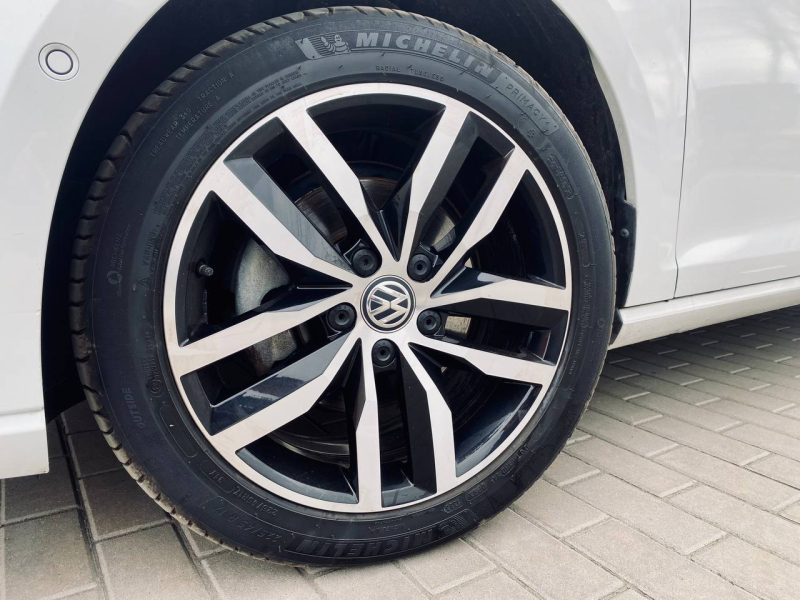 Volkswagen e-Golf | Хюндай Мотор Україна - фото 11